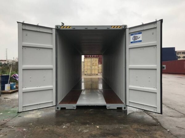 40ft double door container high cube with doors open