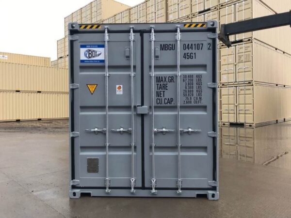 40ft double door container high cube with doors closed